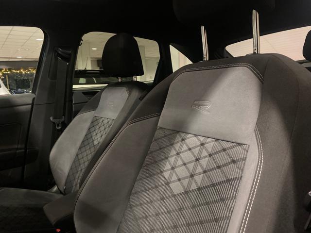 VOLKSWAGEN Taigo 1.5 TSI 150 CV DSG R-Line Tetto