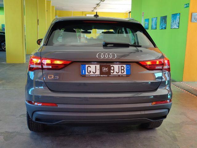 AUDI Q3 35 TDI quattro S tronic Business Advanced