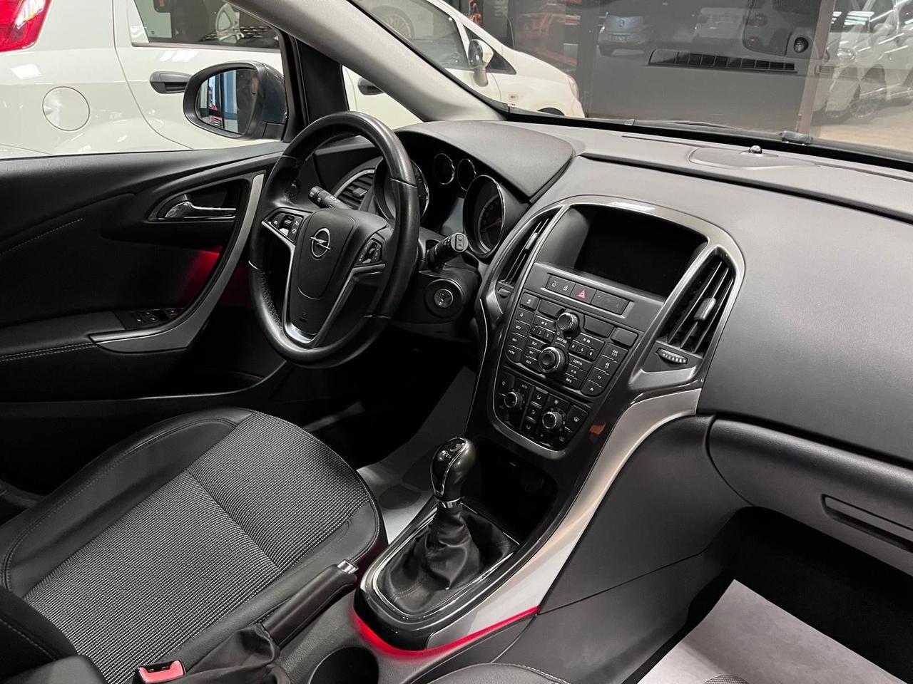 Opel Astra - 2014 1.7 CDTI 130CV 118.000 KM