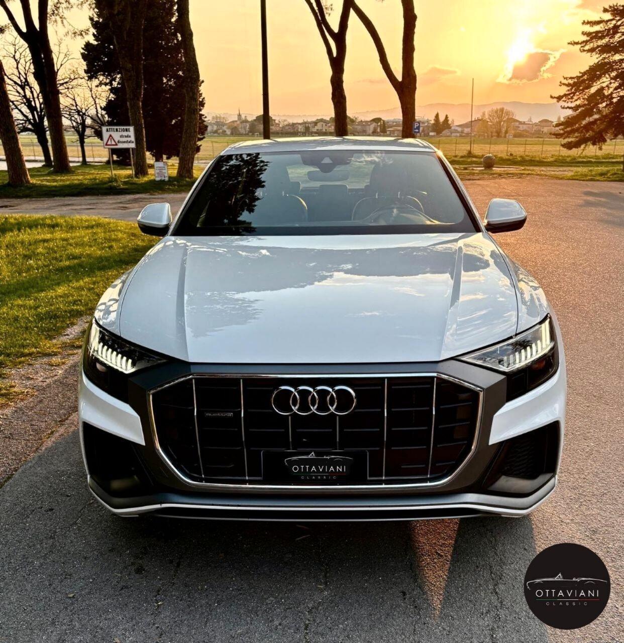 Audi Q8 S-line unipro full book service Audi