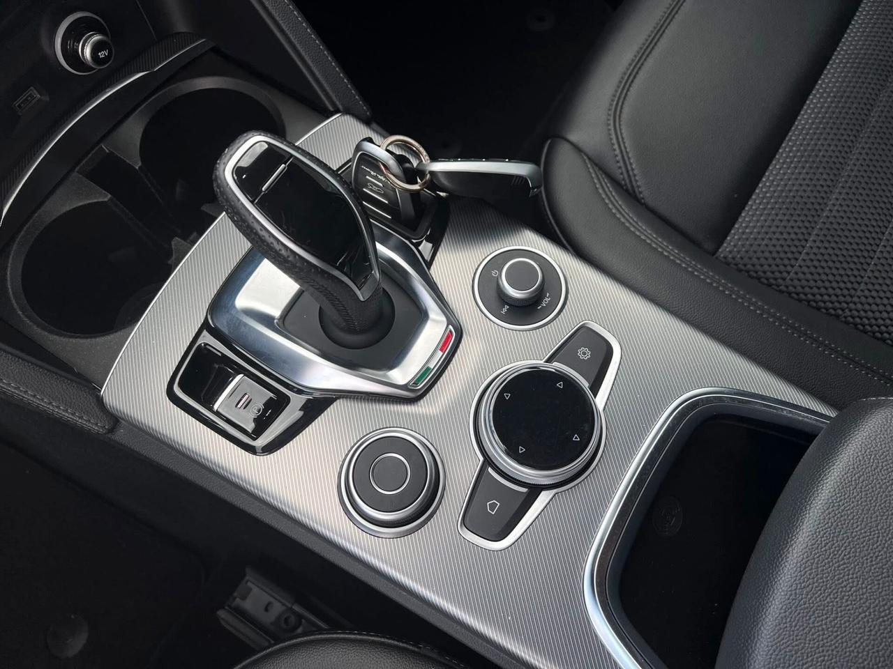 Stelvio 2.2 Turbodiesel 190 CV AT8 Q4 Sprint