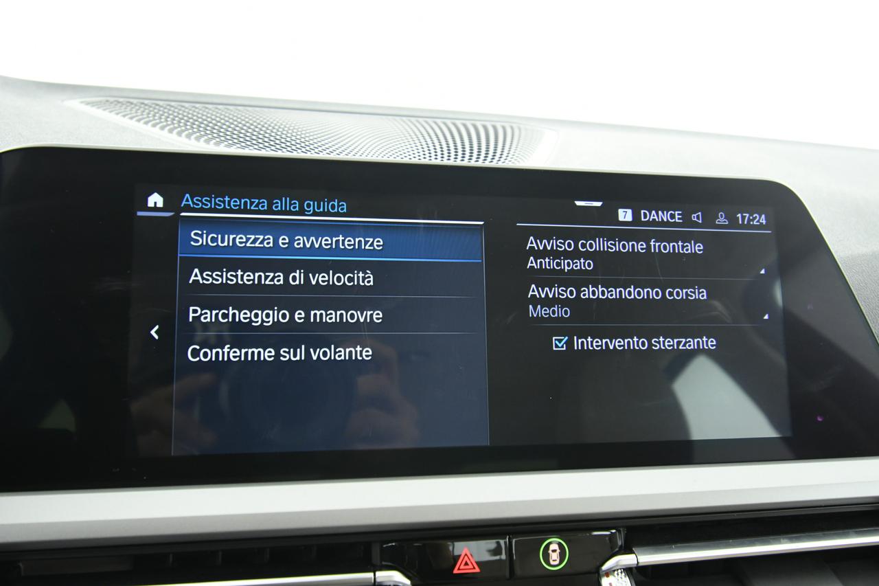 BMW 330e Business Advantage auto PELLE+SCREENMIRRORING+BI-LED