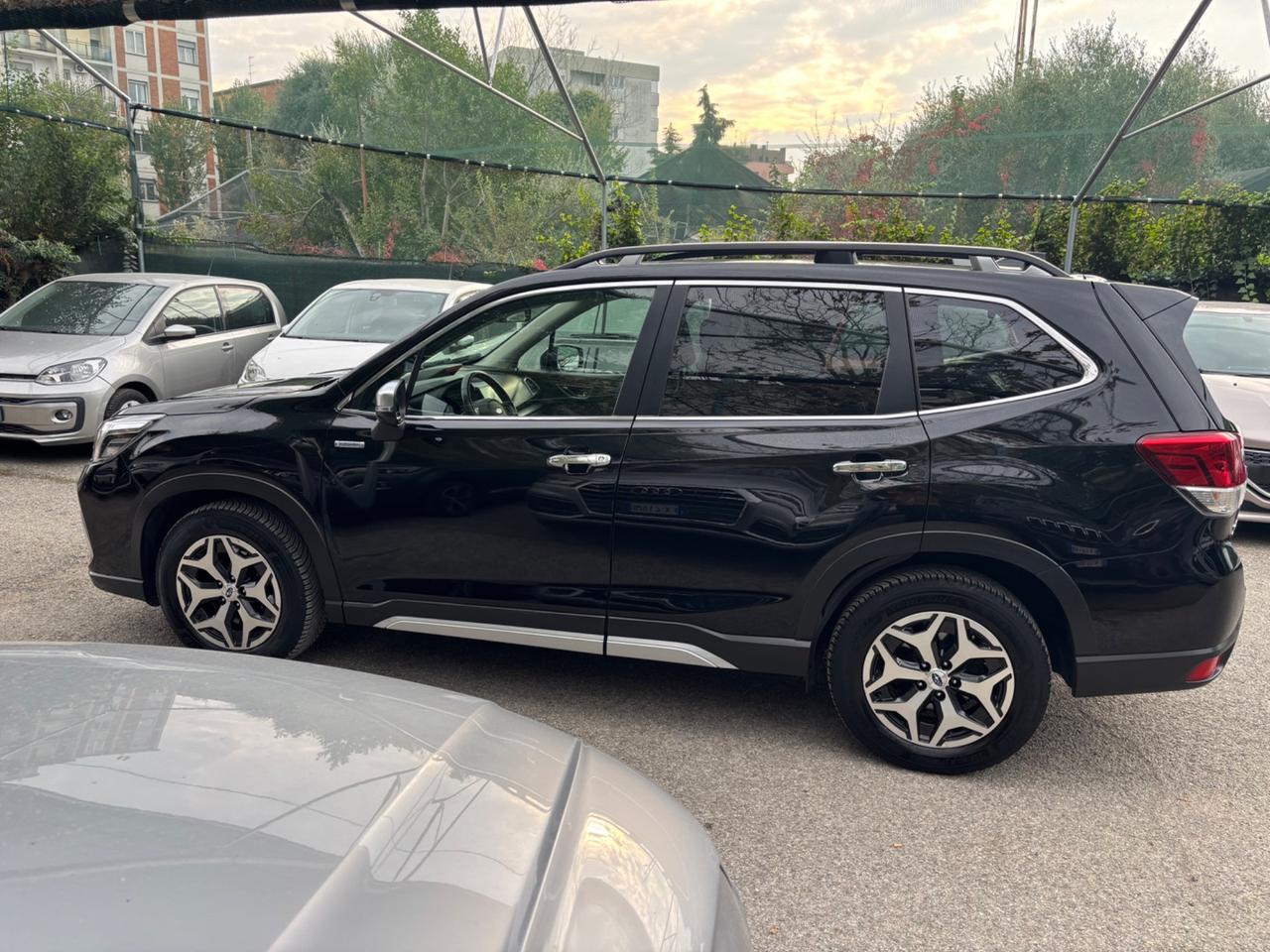 Subaru Forester 2.0 e-Boxer MHEV Lineartronic premium