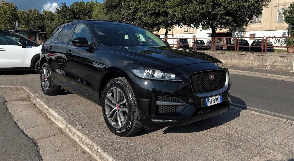 Jaguar F-Pace 2.0 D 180 CV 2018