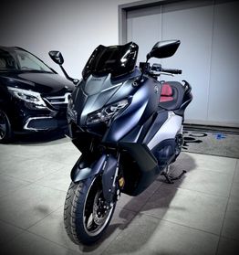 Yamaha T Max 560 Black Max 25th Anniversary