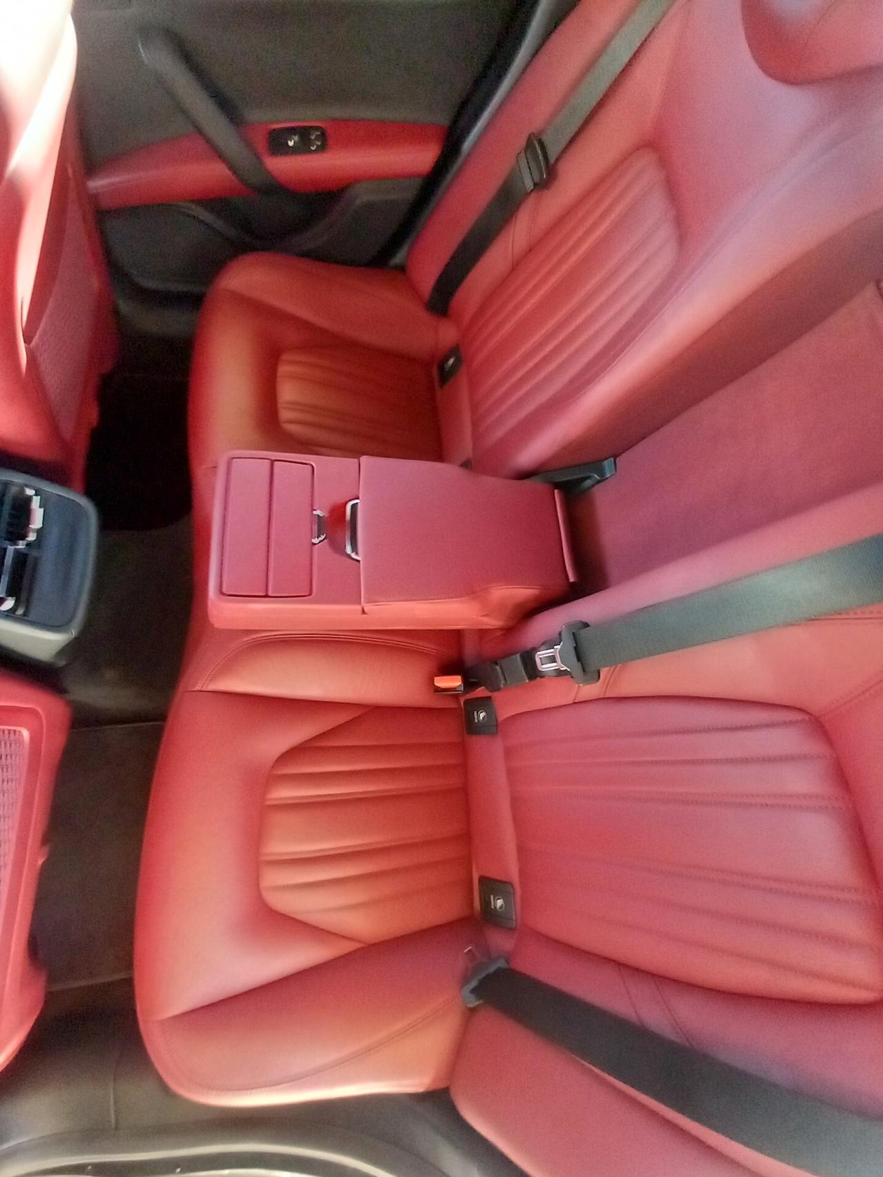 Maserati Ghibli V6 Diesel 275 CV