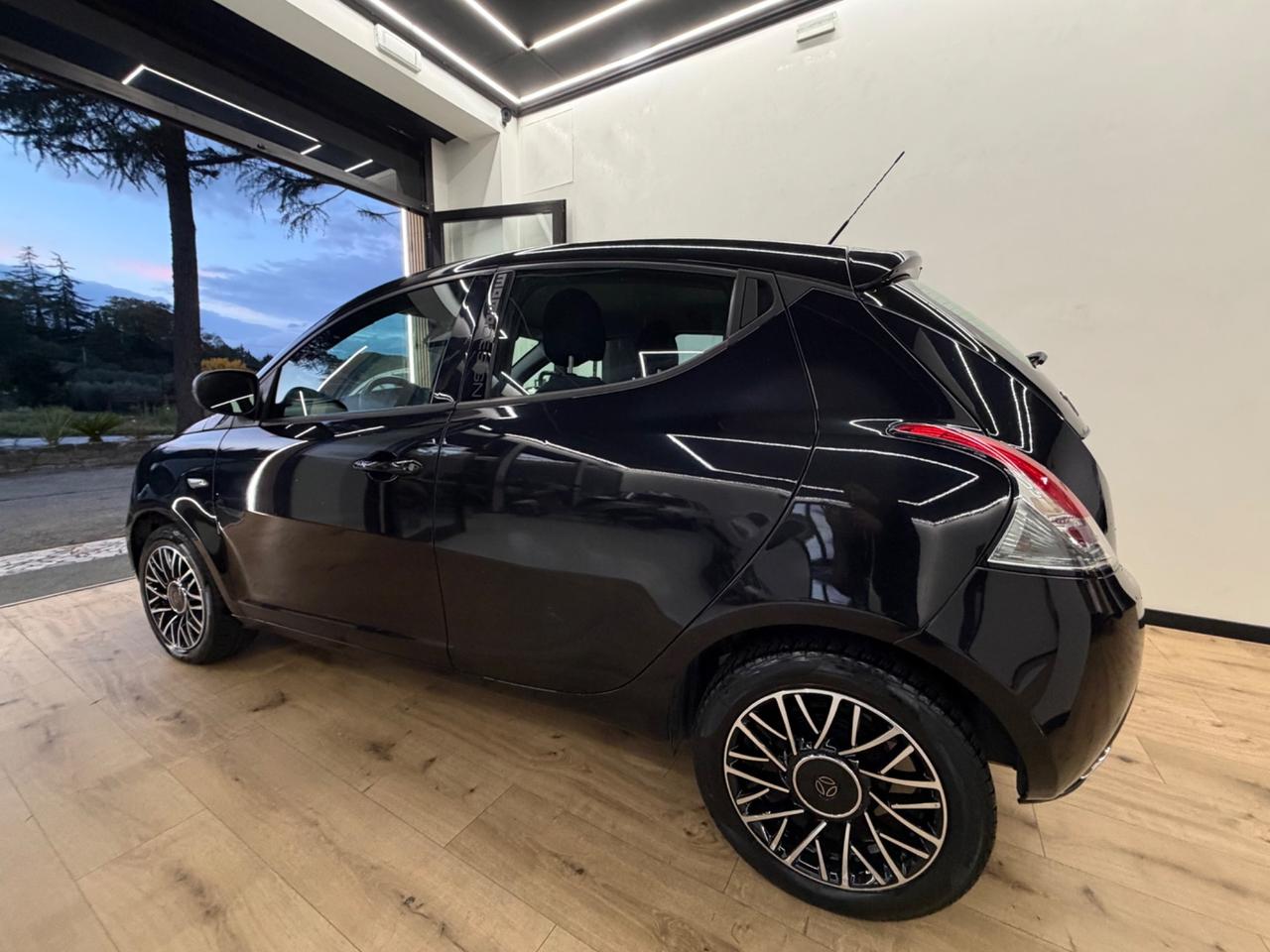 Lancia Ypsilon 1.3 MJT 16V 95 CV 5 porte S&S Platinum