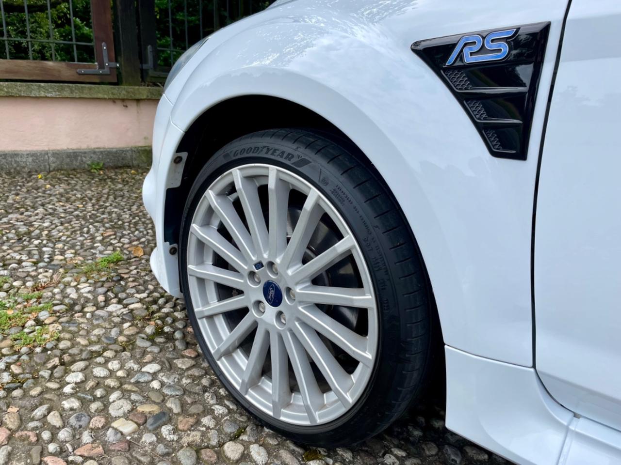 Ford Focus 2.5T RS *BIANCO LE MANS*