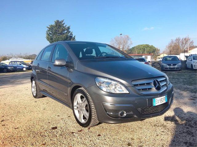 MERCEDES-BENZ B 180 CDI Premium