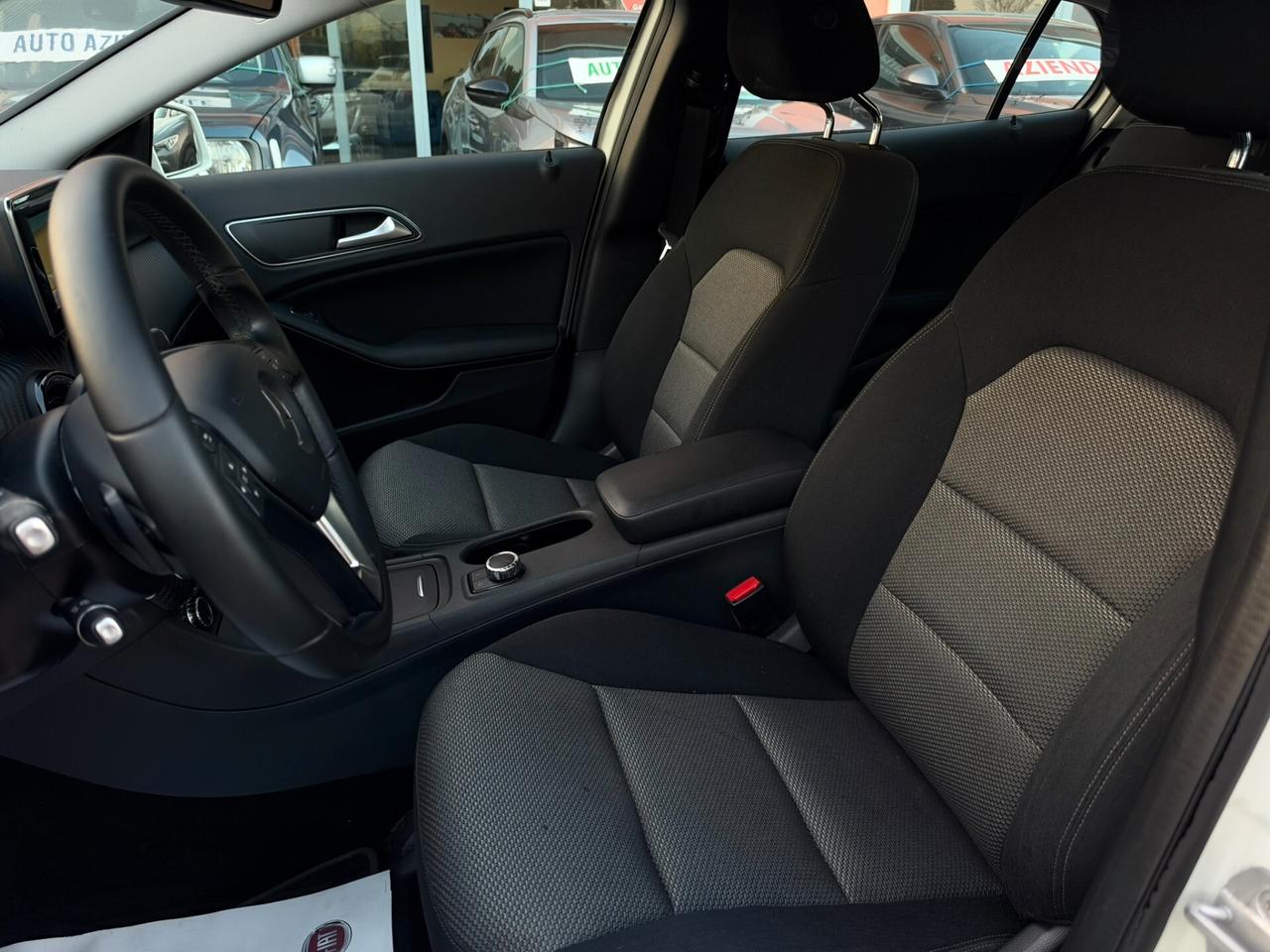 Mercedes GLA 180d Automatic 110CV Executive - 2015