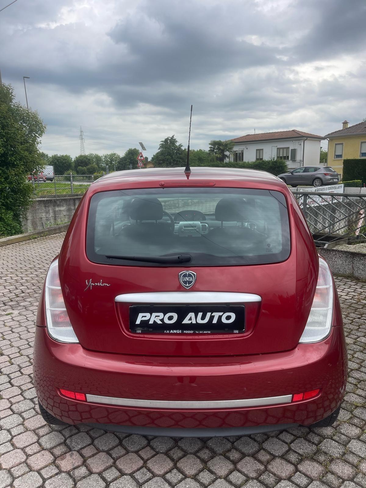 Lancia Ypsilon 1.4 Platino Ecochic GPL