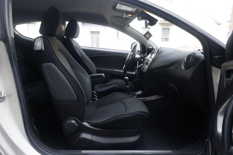 Alfa Romeo MiTo Alfa Romeo MiTo 1.4 T 120 CV GPL Distinctive Unicoproprietario