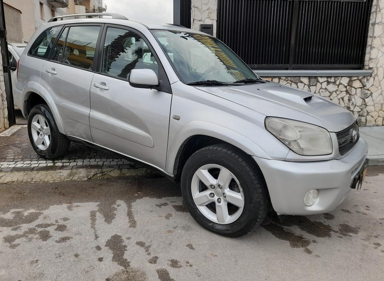 RAV 4 TURBO DIESEL - GANCIO TRAINO