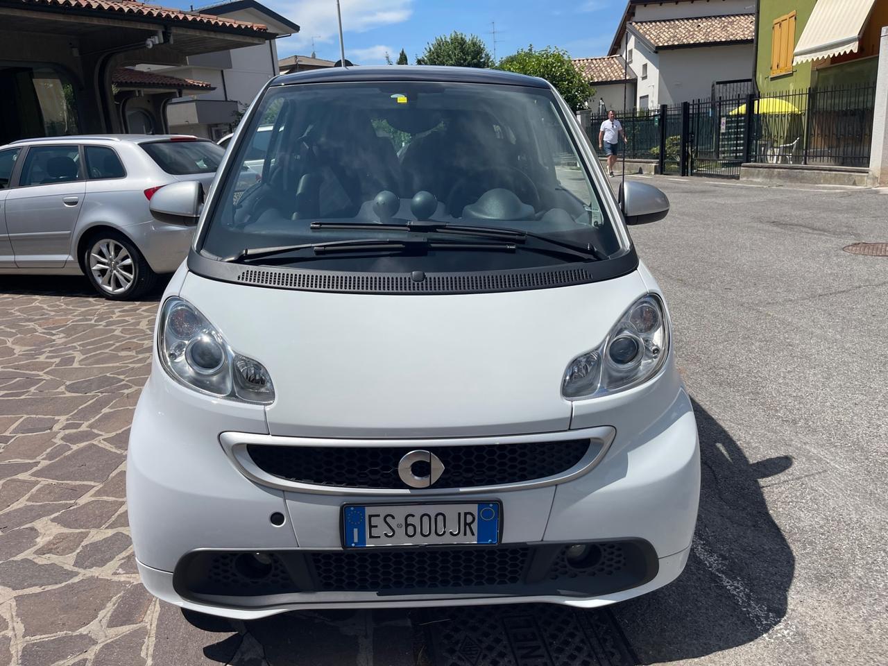 Smart ForTwo 1000 52 kW coupé passion