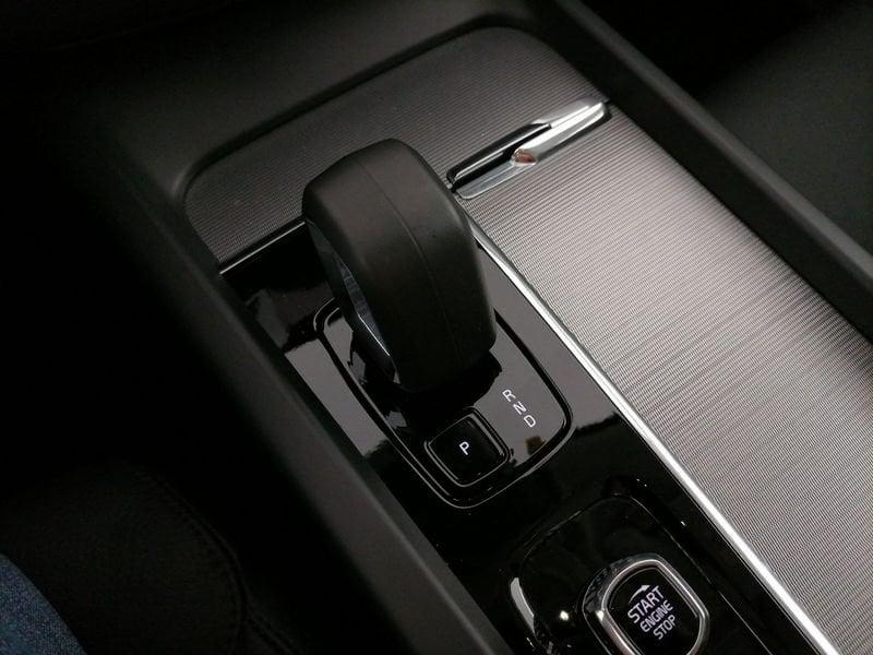 Volvo XC60 2.0 b4 Core auto