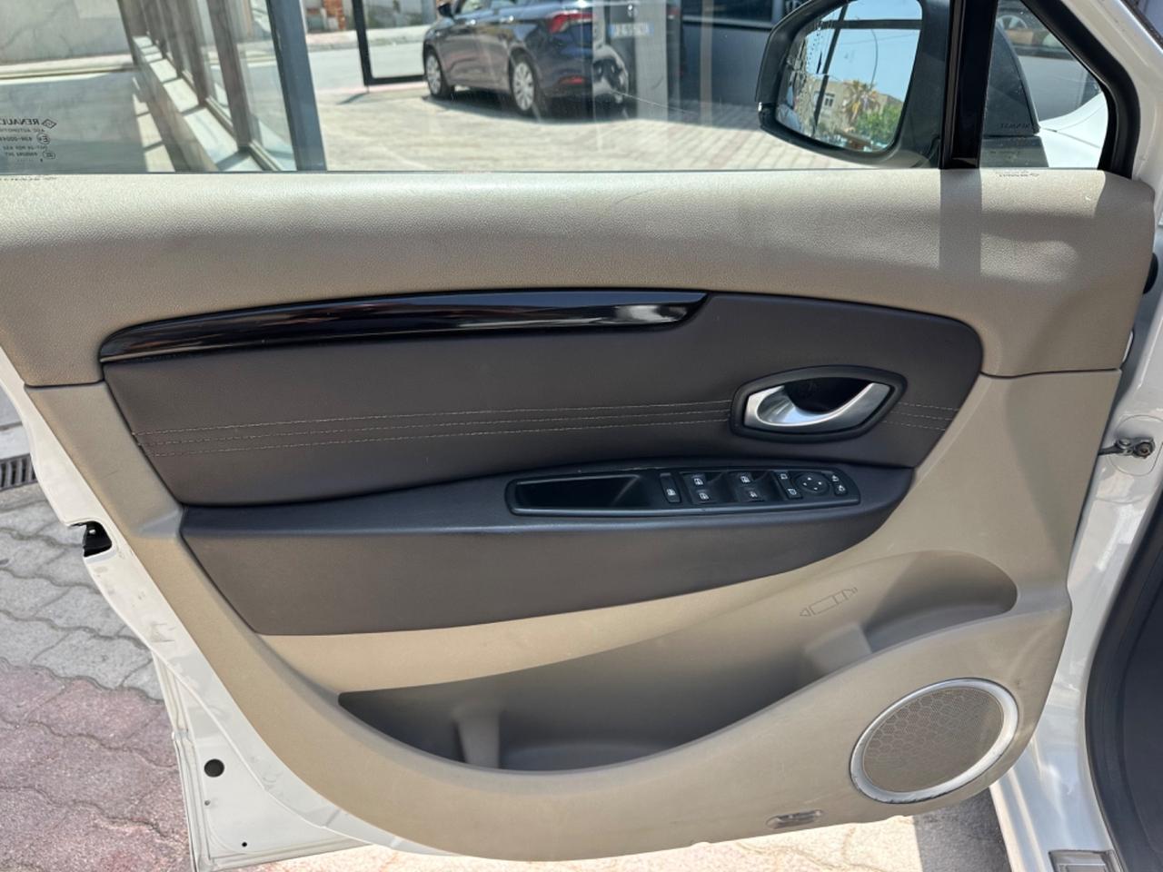 Renault Gran Scénic 1.9 dCi 130CV Dynamique