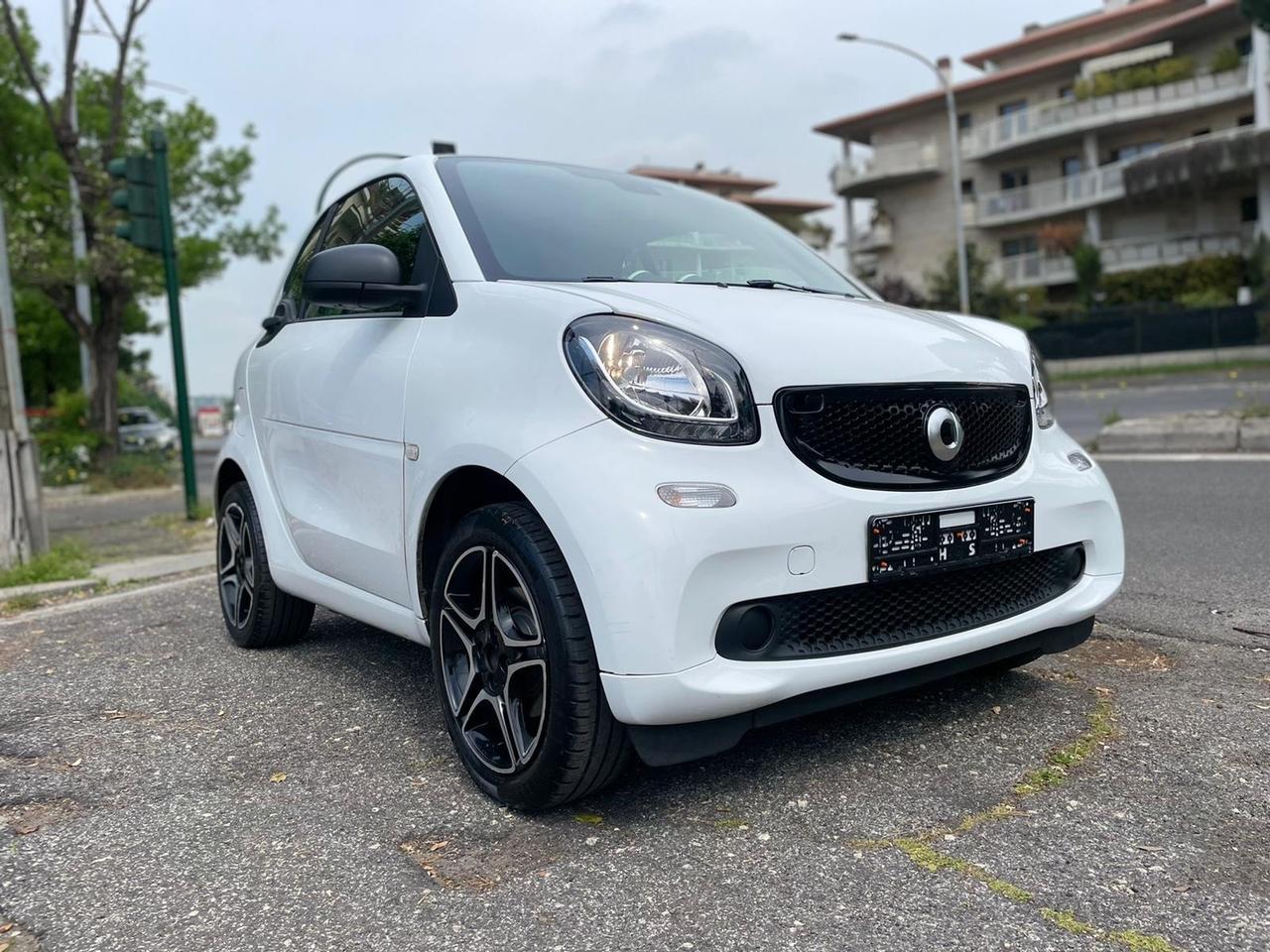 Smart ForTwo 70 1.0 twinamic Prime Navi Pelle