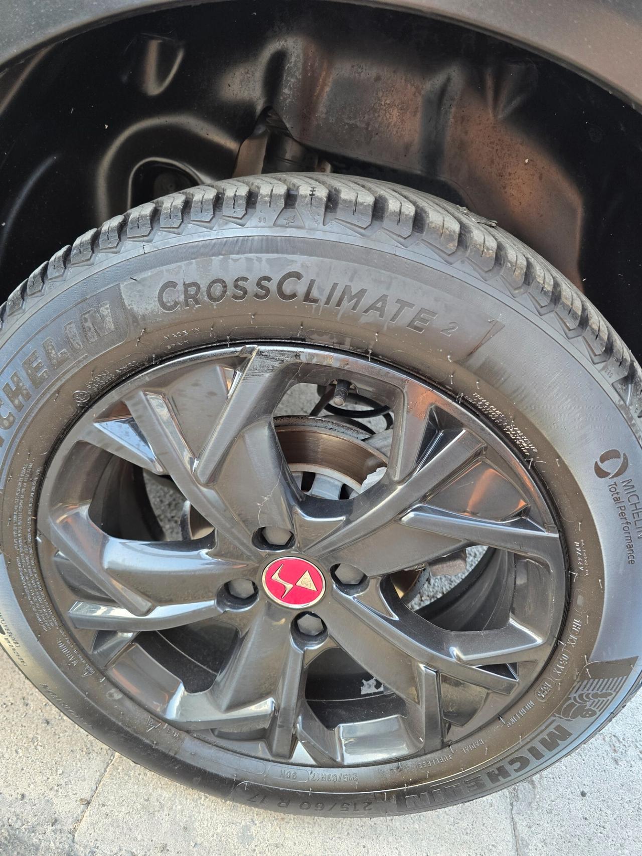 Ds DS3 3 Crossback BlueHDi 130 aut. Performance Line