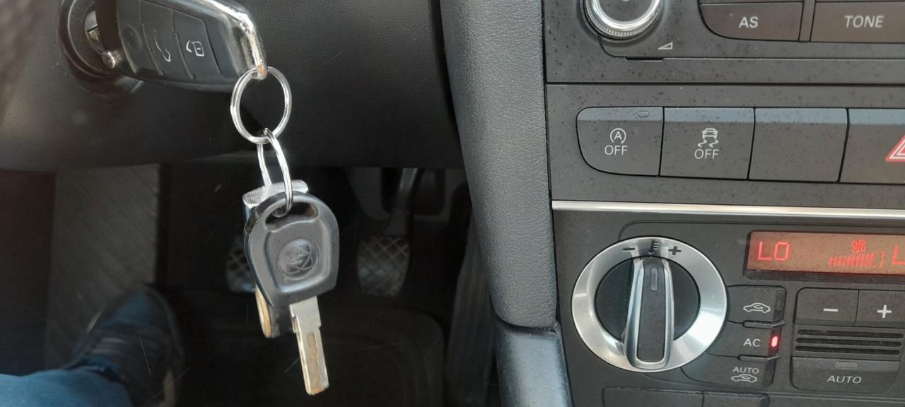 Audi A3 SPB 1.6 TDI 105 CV CR Ambition