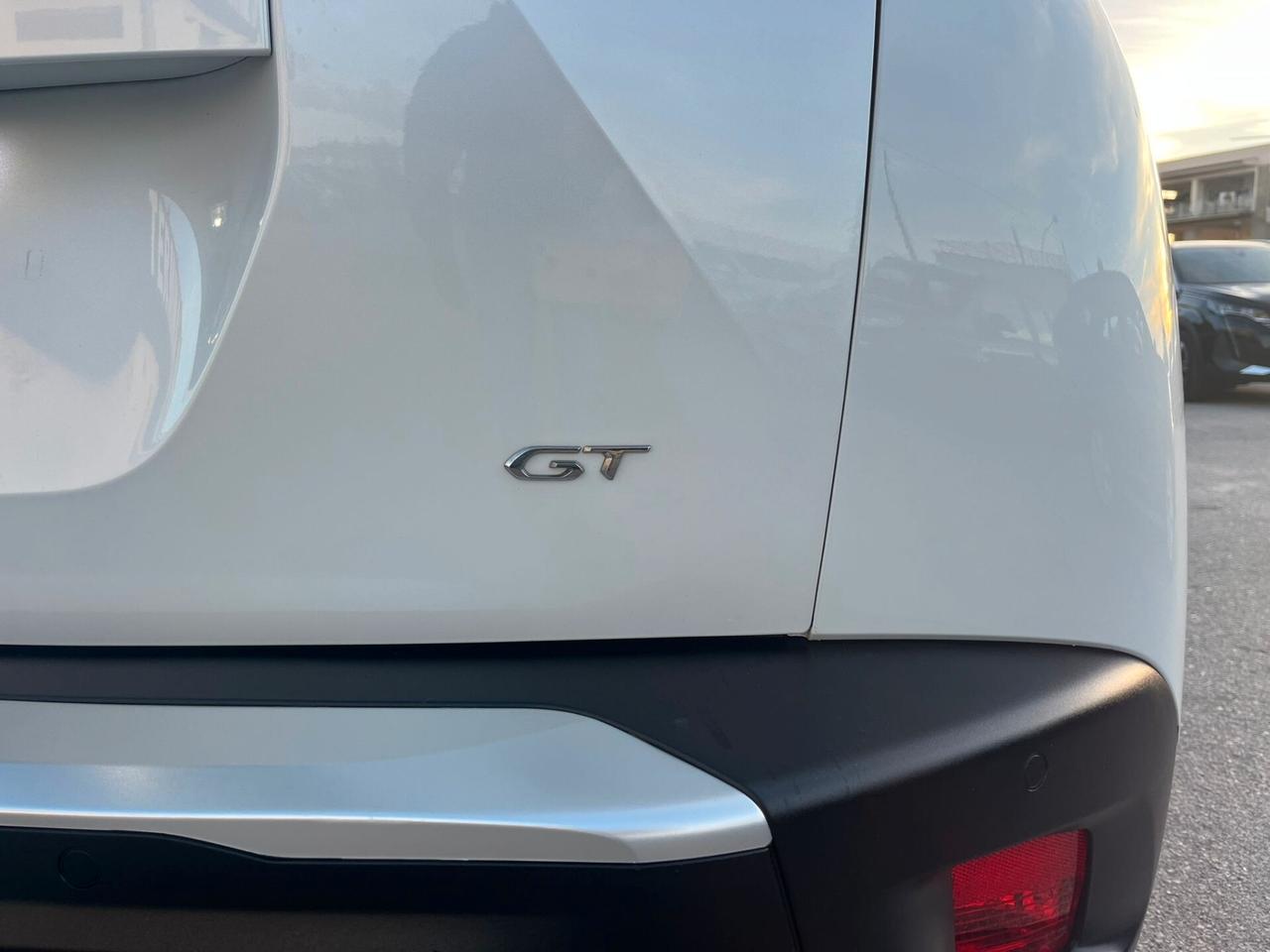 Peugeot 2008 BlueHDi 130 S&S EAT8 GT