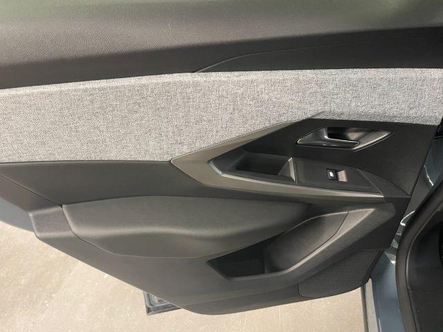 PEUGEOT 3008 1.2 Hybrid 145 e-DCS6 Allure KM0 MY26