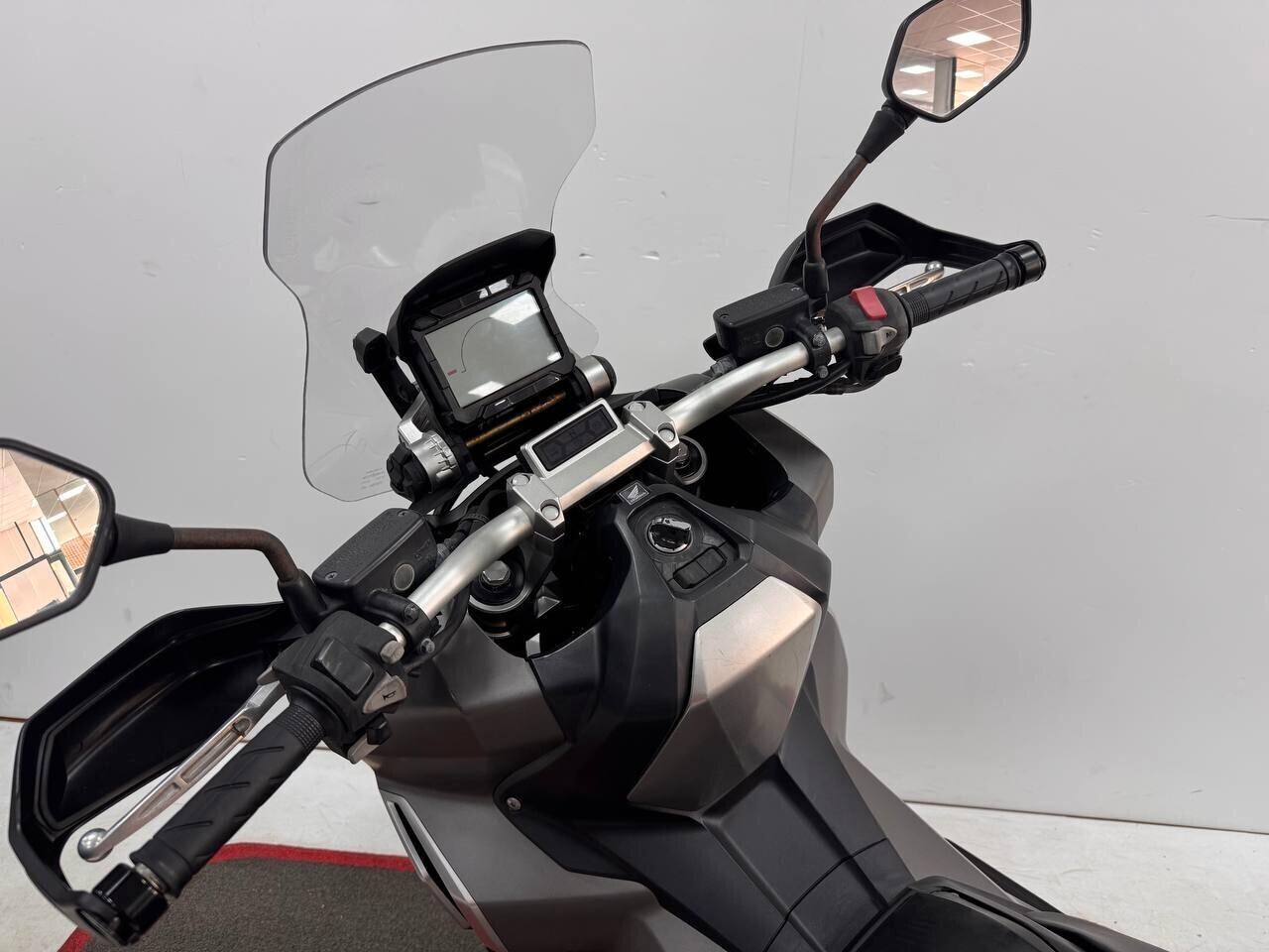 Honda X-ADV 750 DA 84 € AL MESE – SENZA ANTICIPO