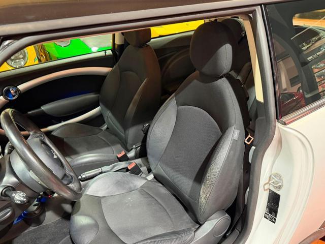 MINI Cooper D 2.0 16V Cooper D Automatica