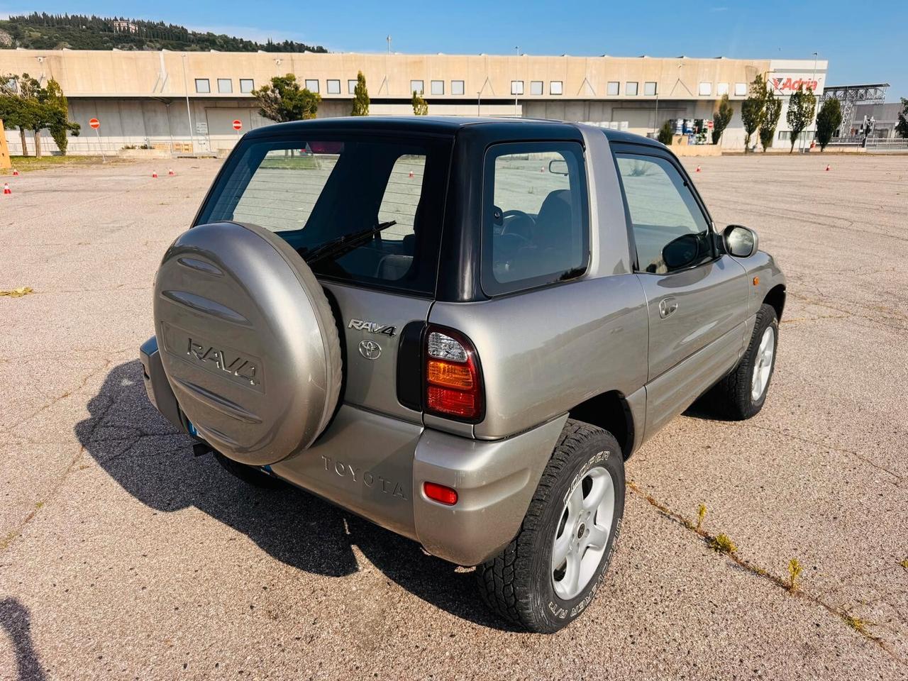 Toyota RAV 4 2.0i 16V cat 3 porte
