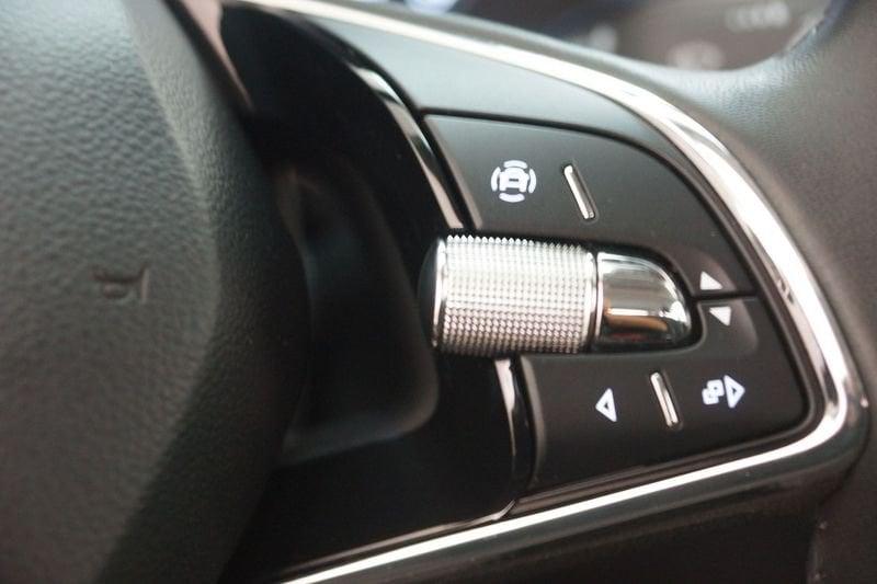 Škoda Kamiq 1.5 TSI 110cv BLACK DOTS
