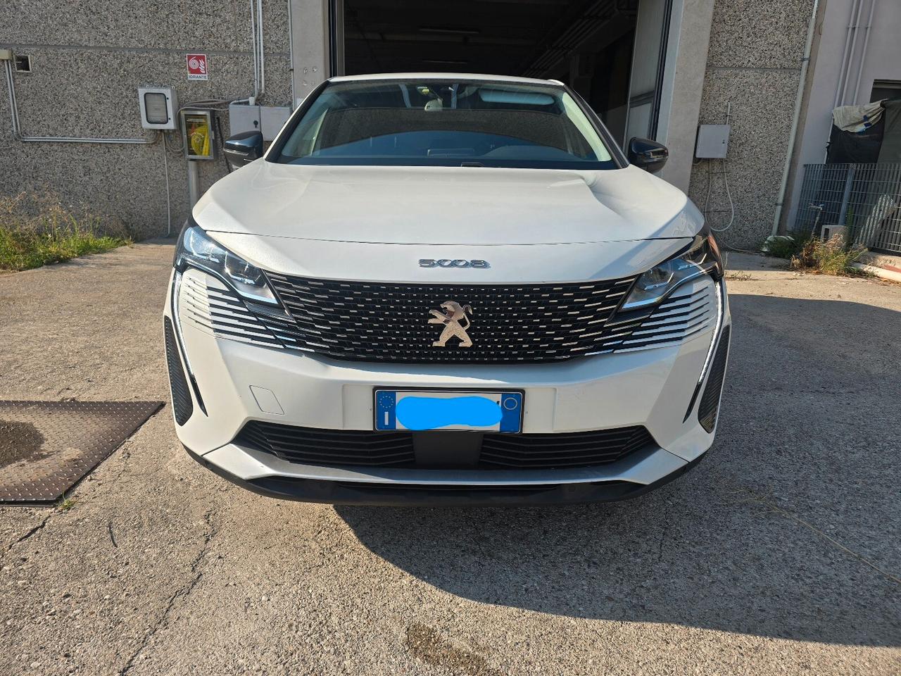 Peugeot 5008 BlueHDi 130 S&S EAT8 Active Pack