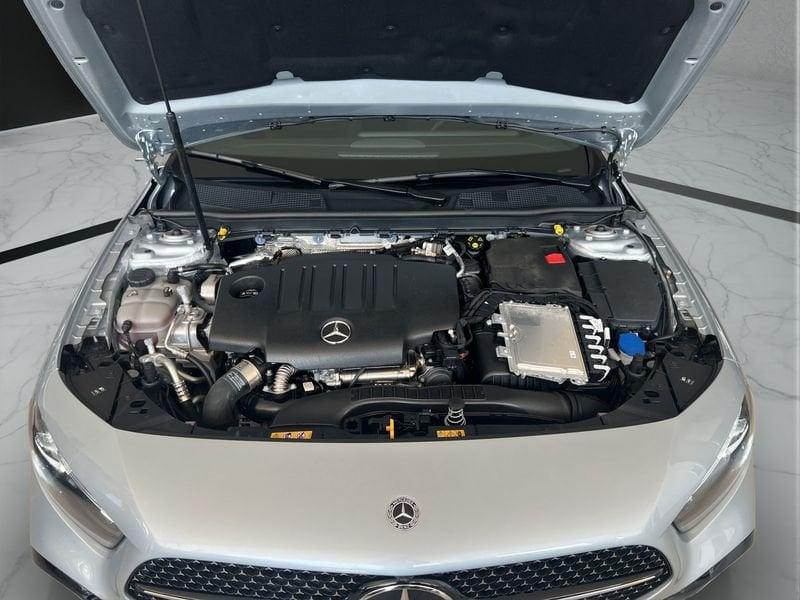 Mercedes-Benz Classe A A 180 d AMG Line Advanced Plus Digital Edition auto