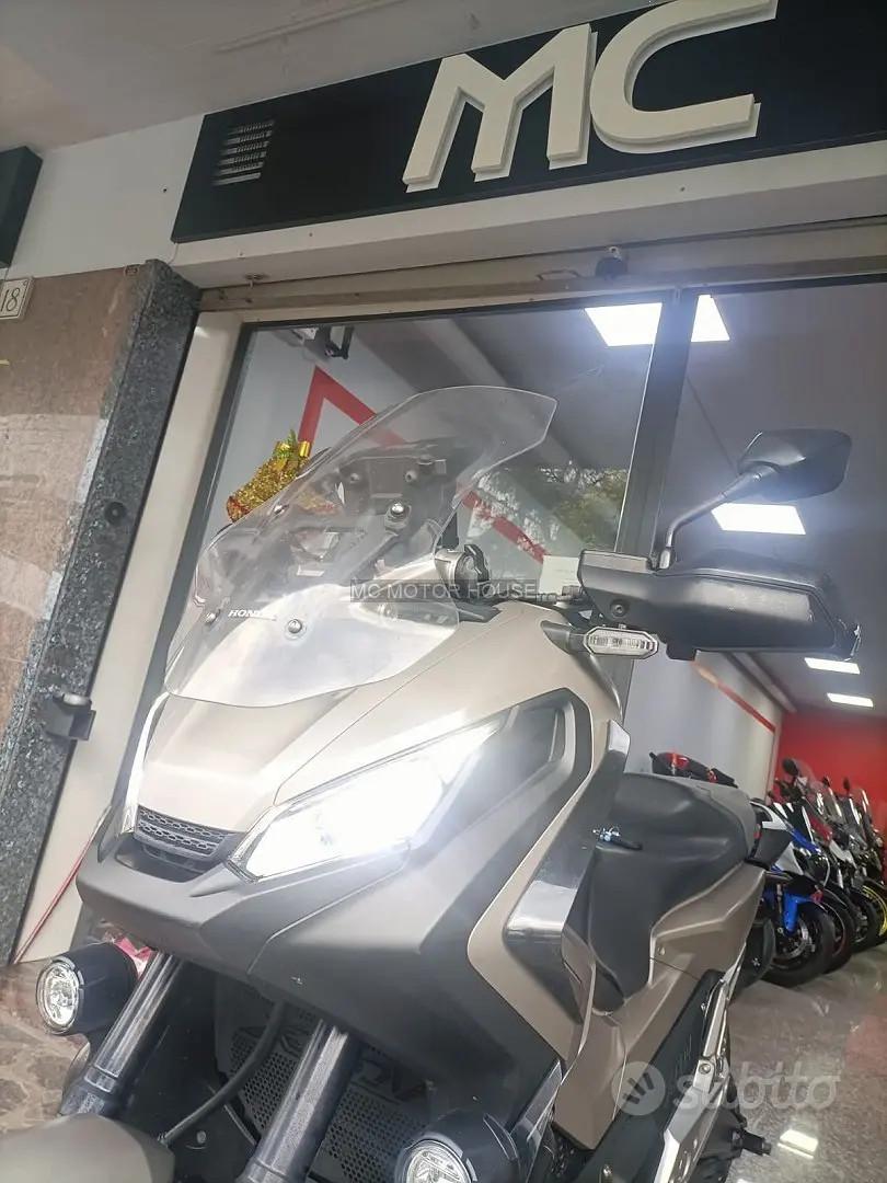 Honda xadv 750 0maggi0 casco+permute+rate+garanzia