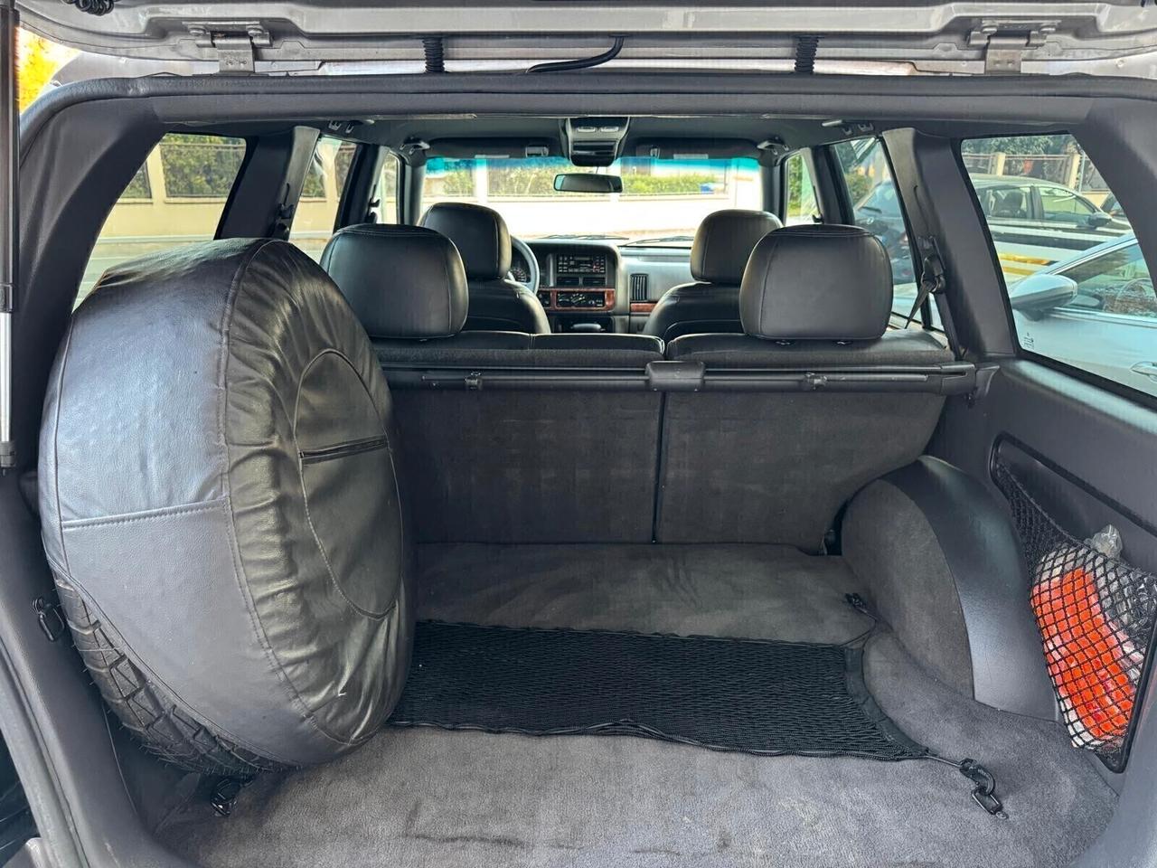 JEEP GRAND CHEROKEE 5.2 (EU) 4WD aut. A.S.I.