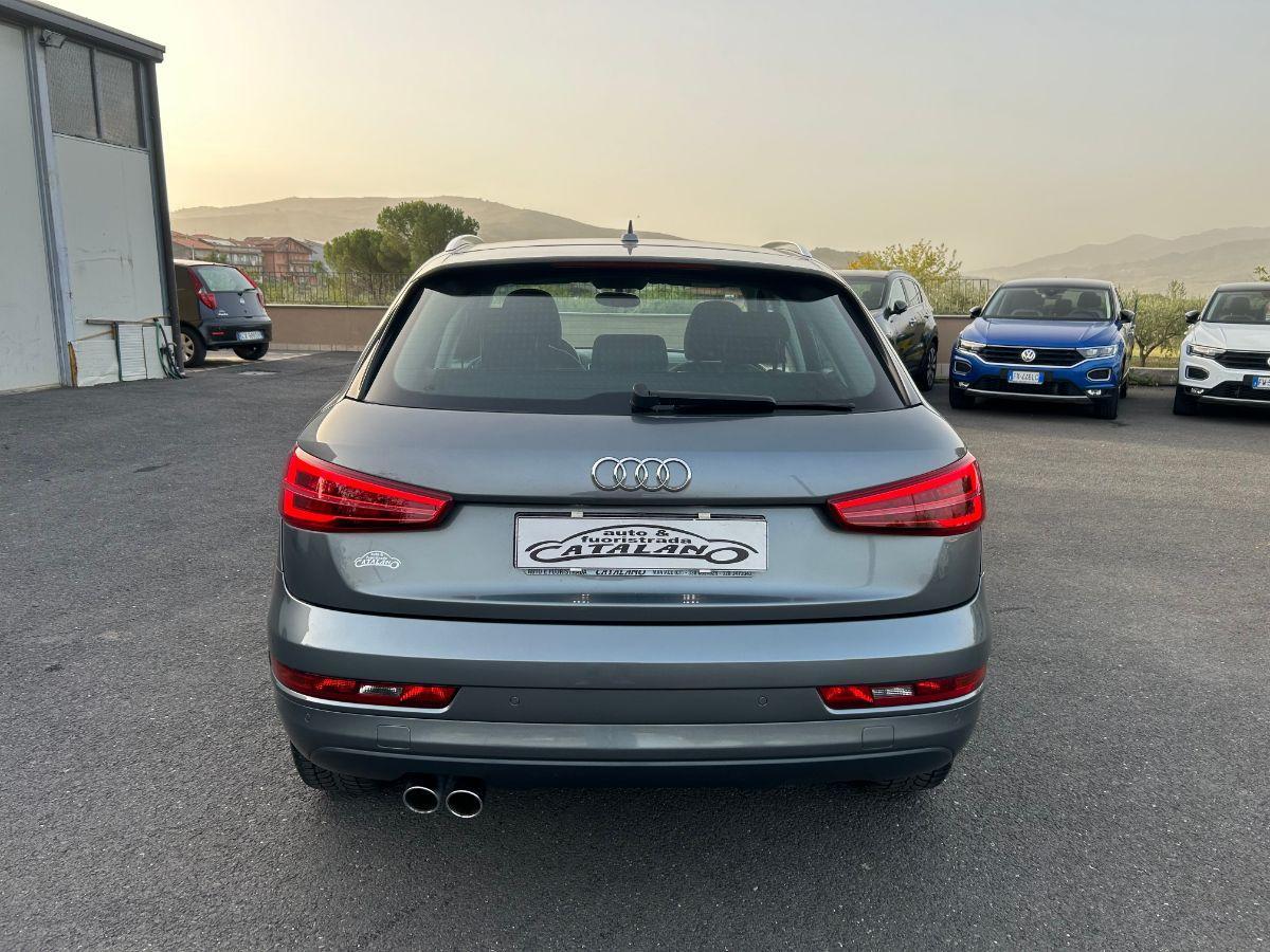 AUDI - Q3 - 2.0 TDI 150 CV S line