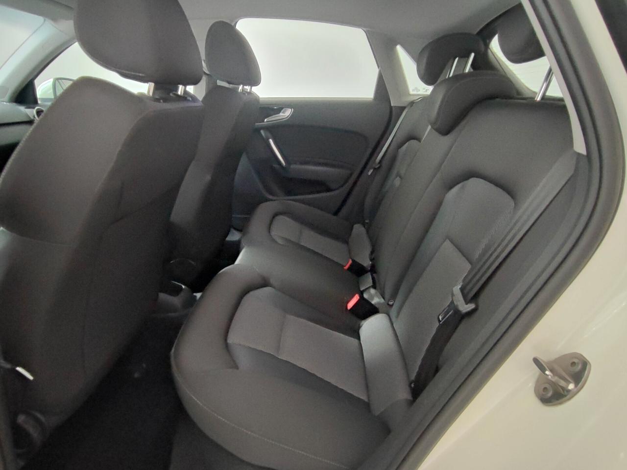 Audi A1 1.6 TDI S tronic Admired