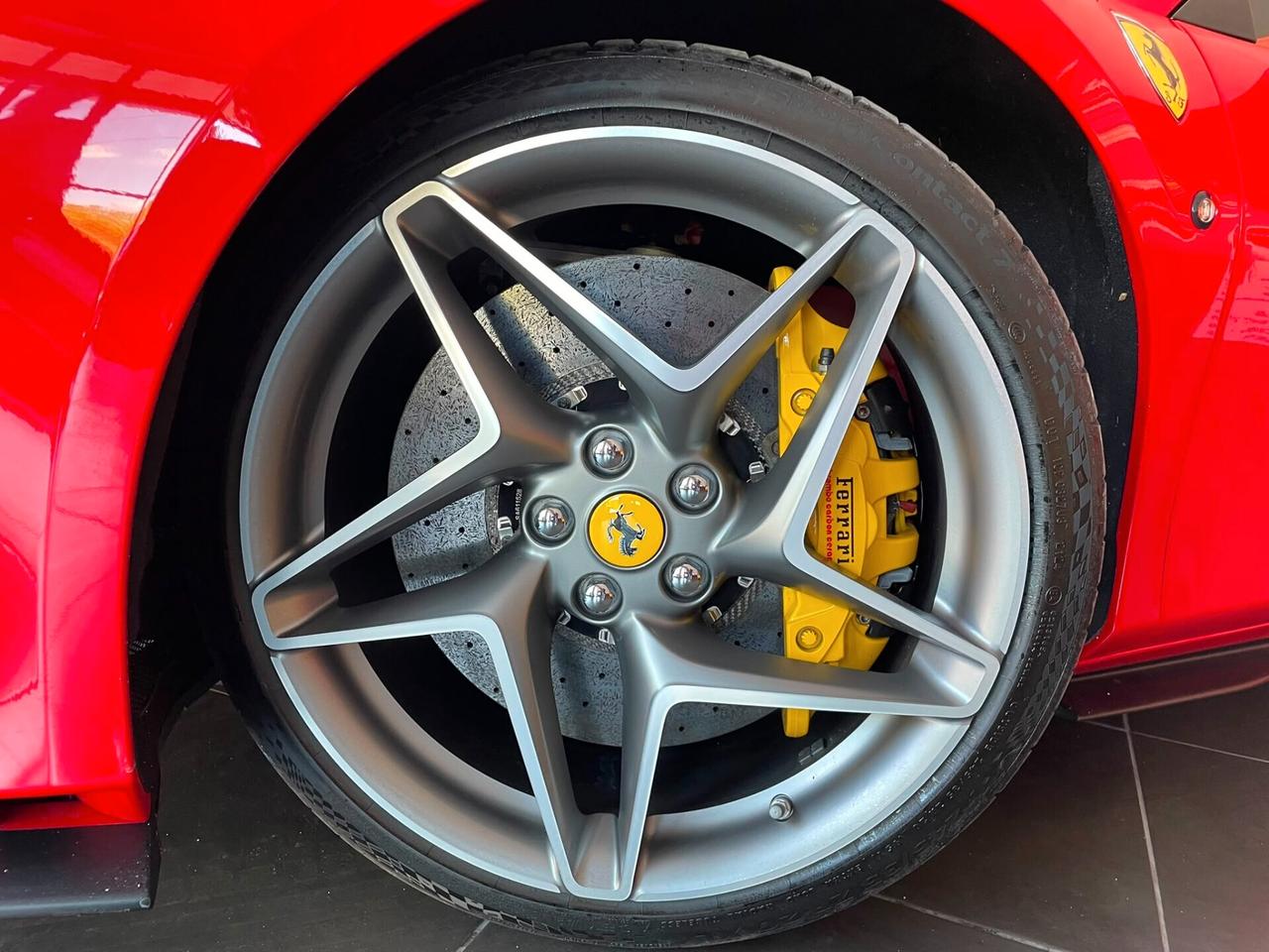 FERRARI F8 SPIDER 720cv IPERFULL