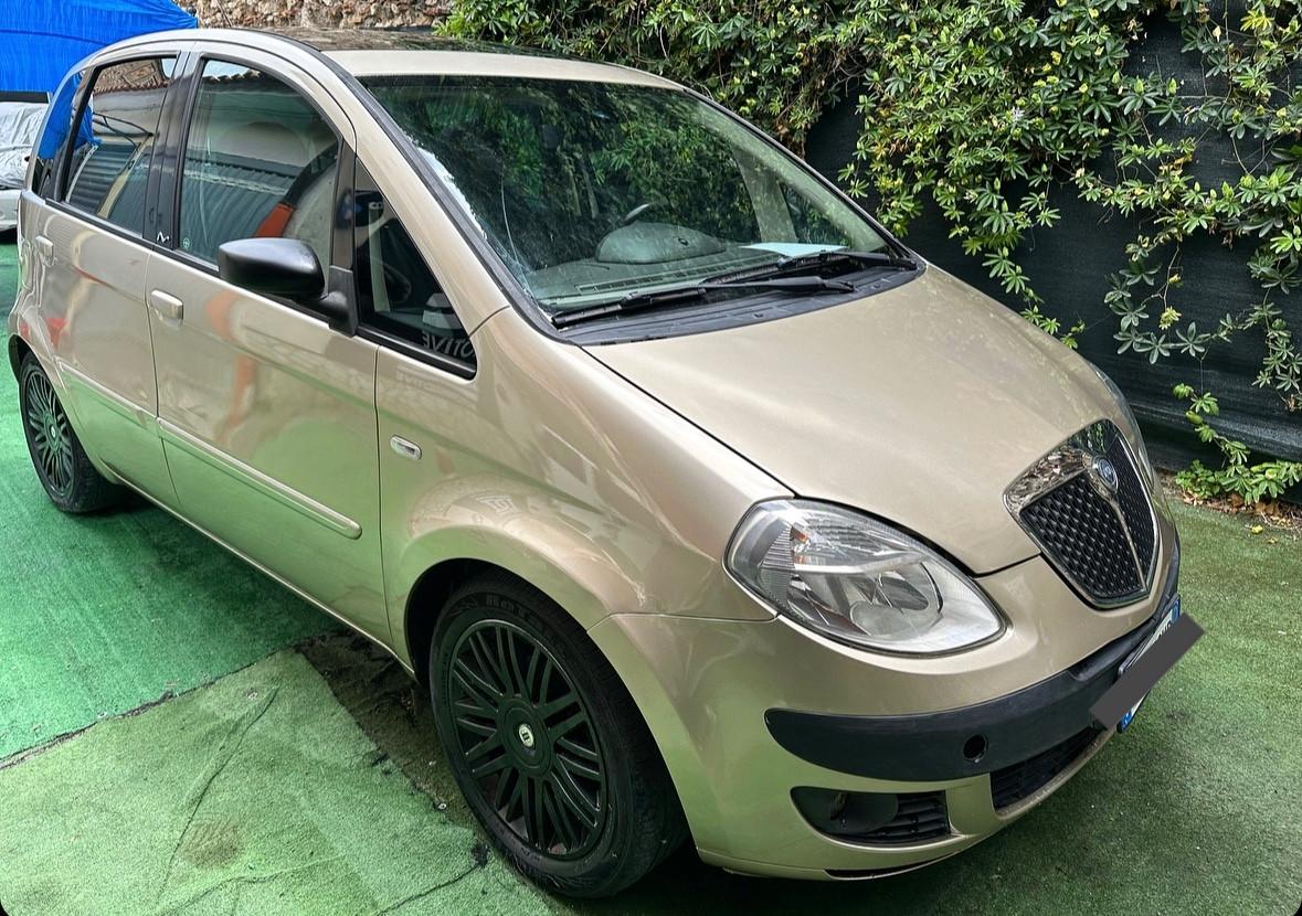 Lancia MUSA 1.4 16V Platino / GPL RATE/ FINANZIAMENTI