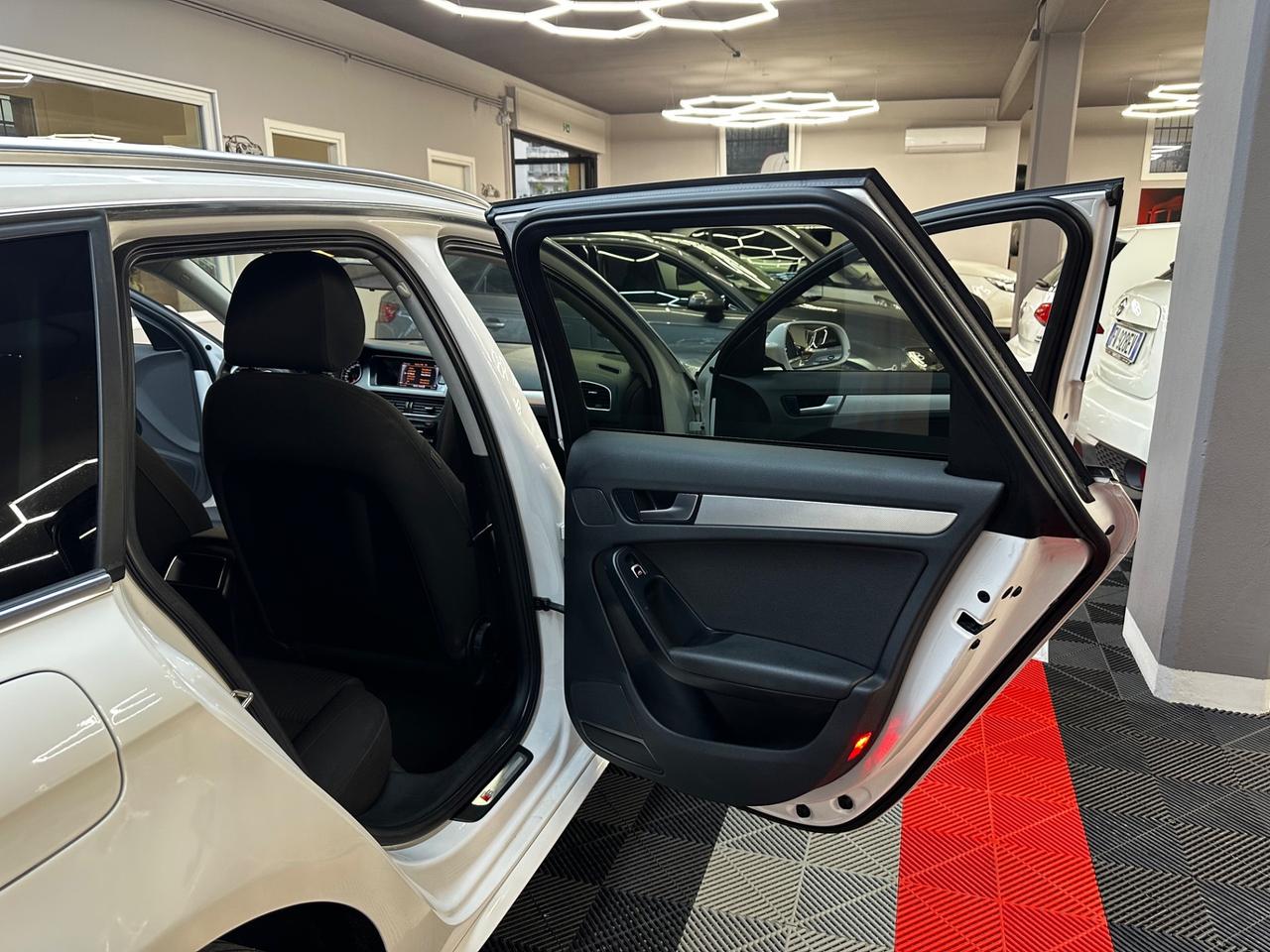 Audi A4 Avant S-Line 2.0 TDI 177CV quattro - FABIANOAUTO