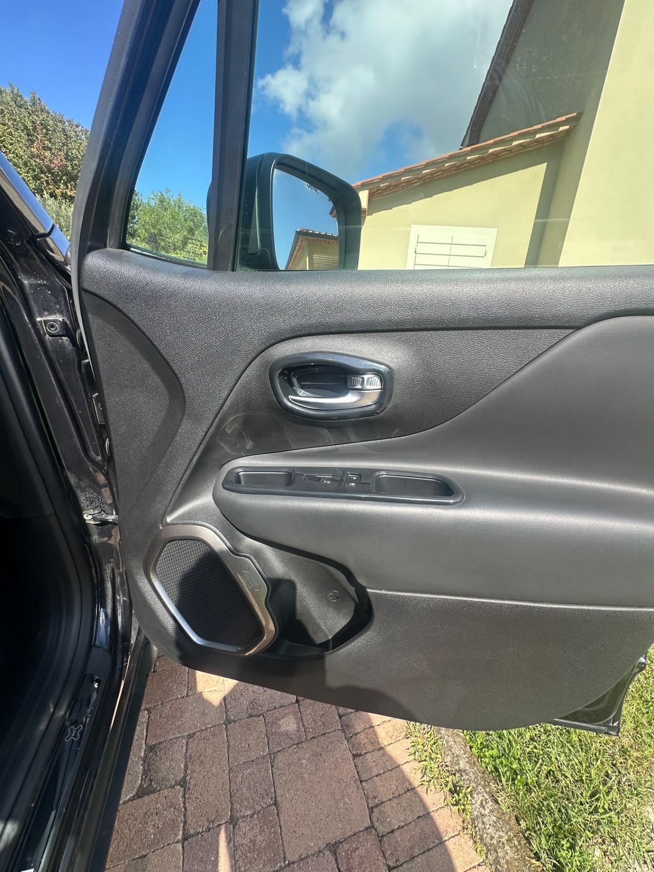 Jeep Renegade 1.6 Mjt DDCT 120 CV Limited