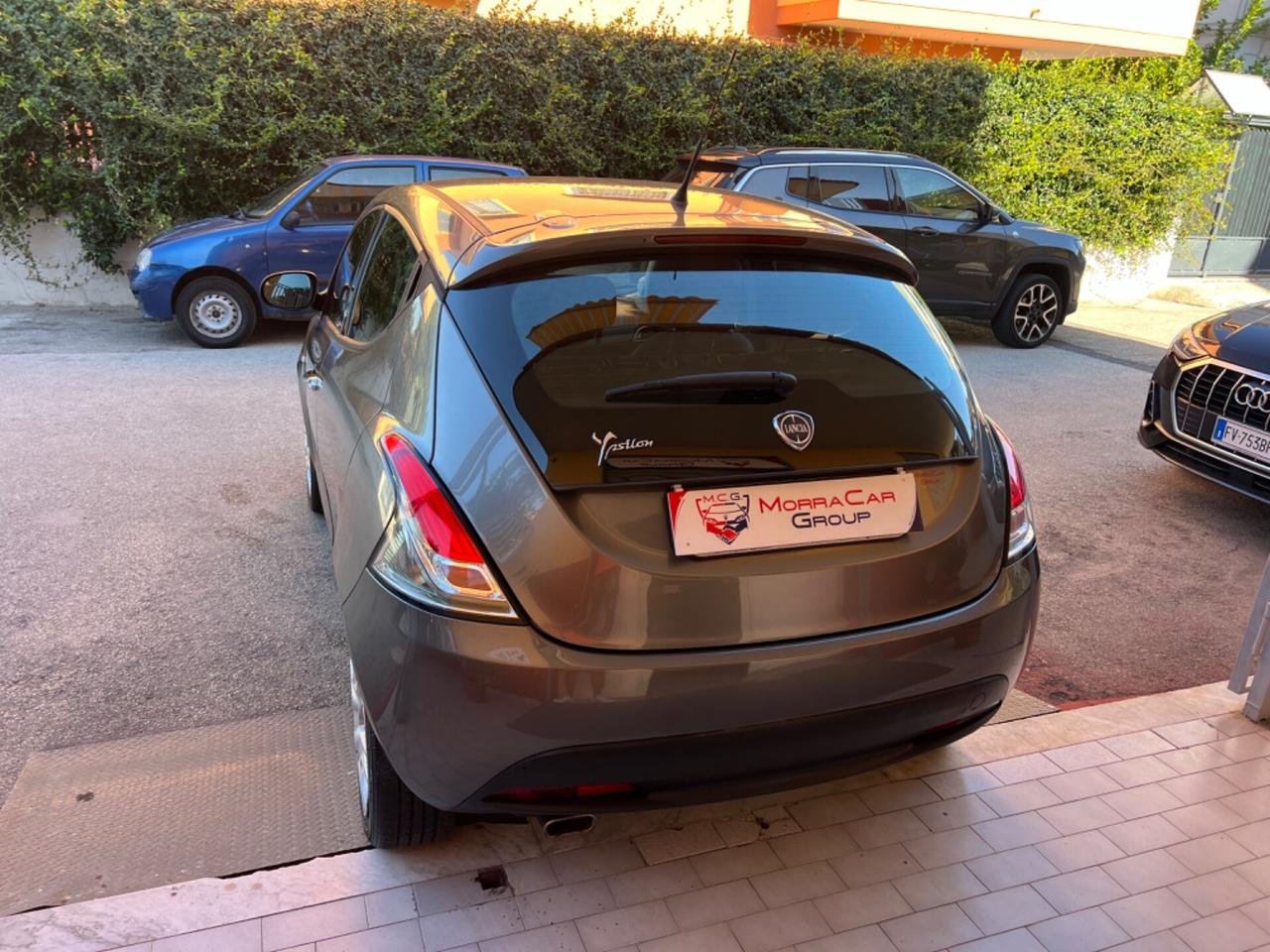 Lancia Ypsilon 1.2 69 CV 5 porte GPL Ecochic Silver