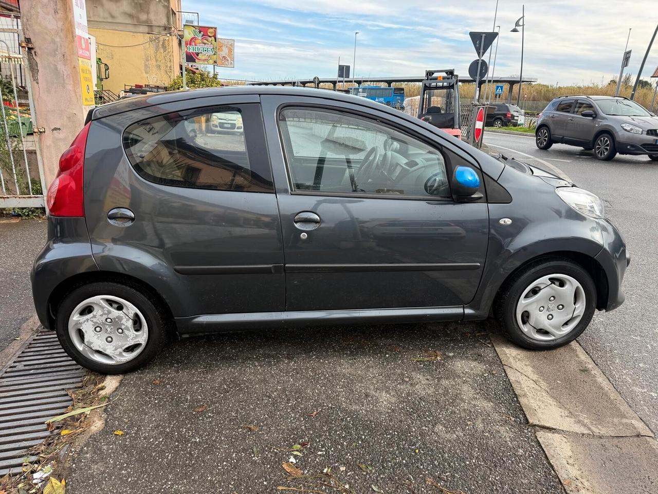 Peugeot 107 1.4 HDi 5p. Plaisir