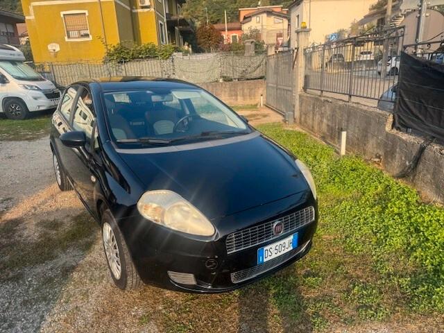 FIAT Grande Punto Grande Punto 1.4 5 porte Dyna...