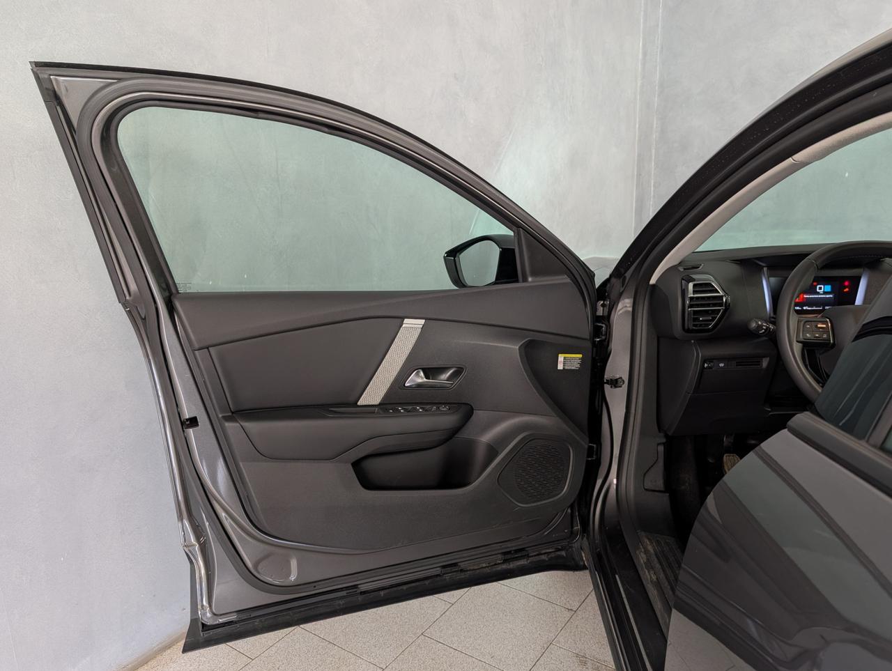 Citroen 1.2 puretech 130cv Plus