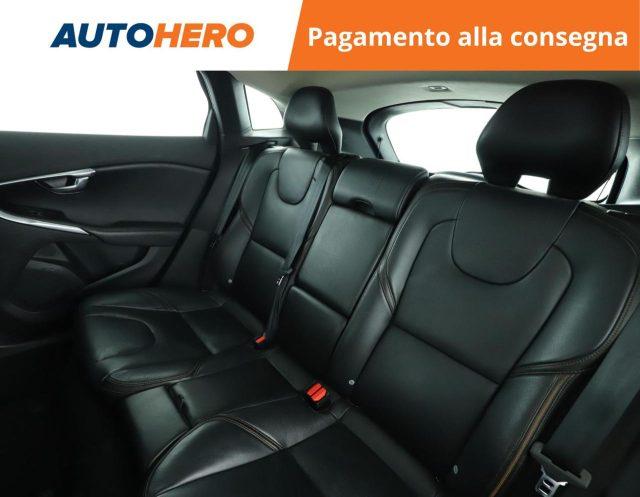 VOLVO V40 Cross Country T4 AWD Geartronic Summum