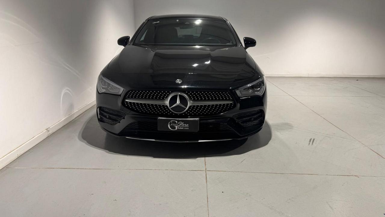 Mercedes-Benz CLA Shooting Brake 200 d Premium auto