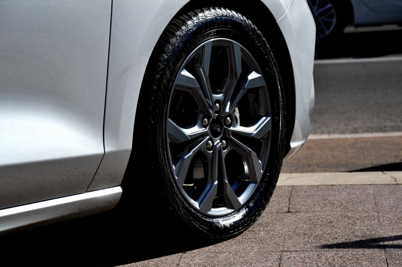 Ford Focus 1.5 115CV ST-LINE AUT. +NAV+FULL LED+RCAM+PRIVACY+