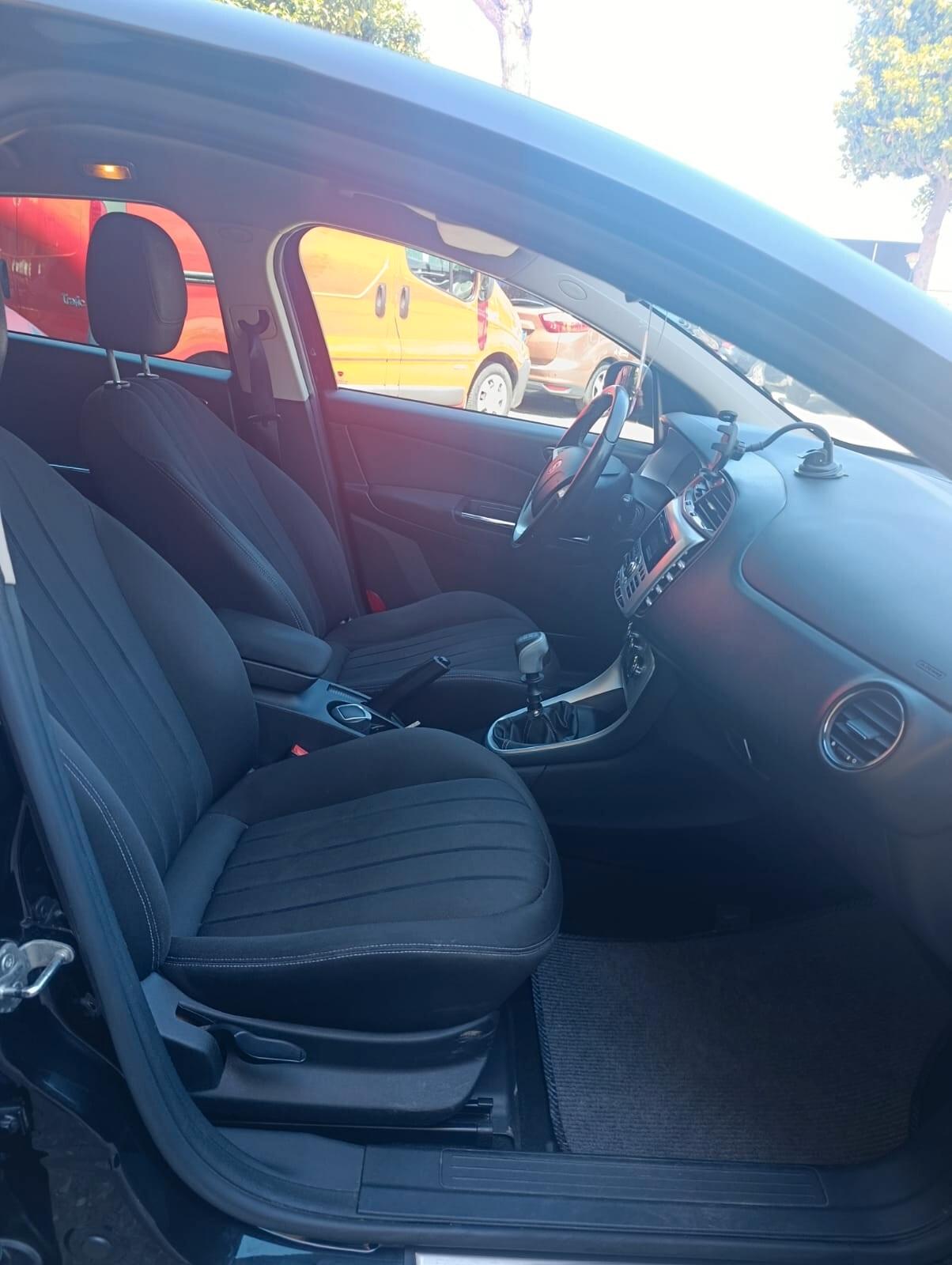 Lancia Delta 1.6 MJT DPF Gold 2014