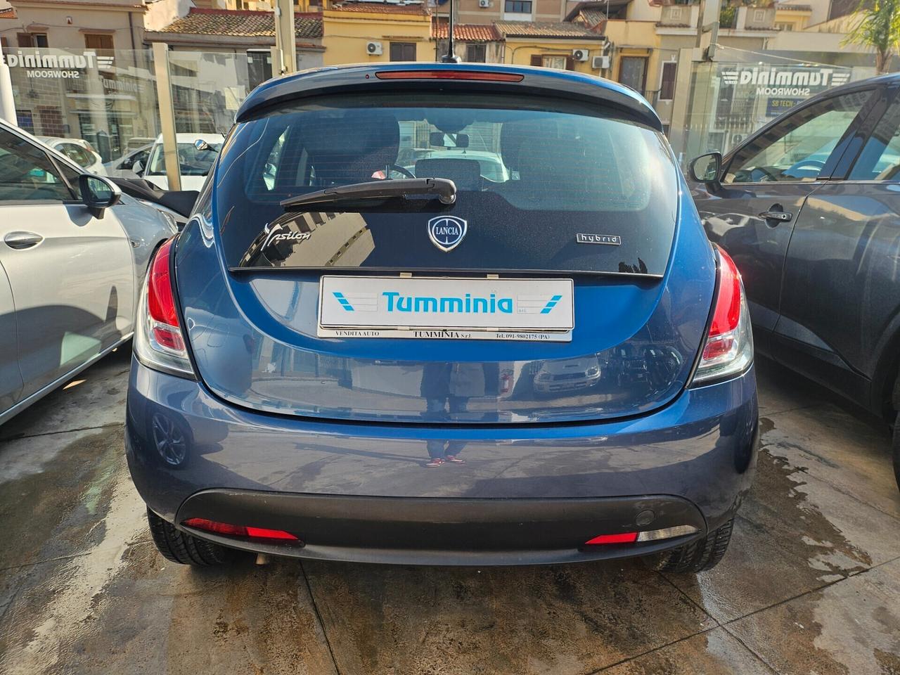 Lancia Ypsilon 1.0 FireFly HYBRID 03/2022