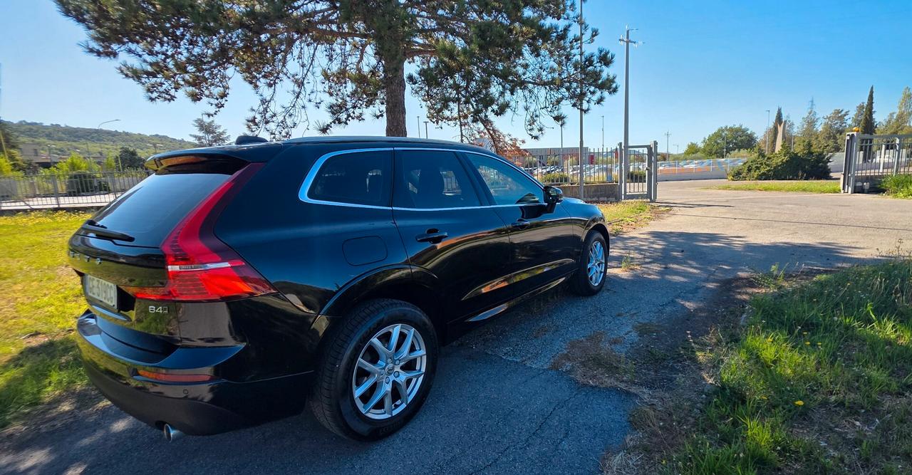 Volvo XC 60 B4 Momentum Pro