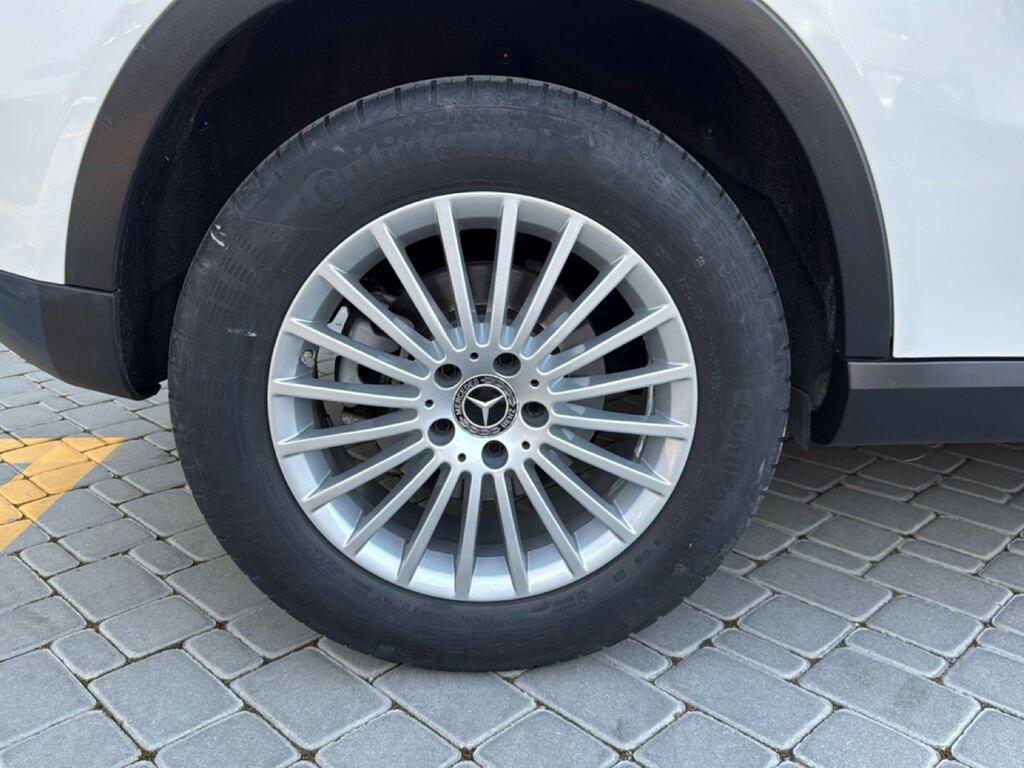 Mercedes GLA 180 180 D Business 7G-DCT